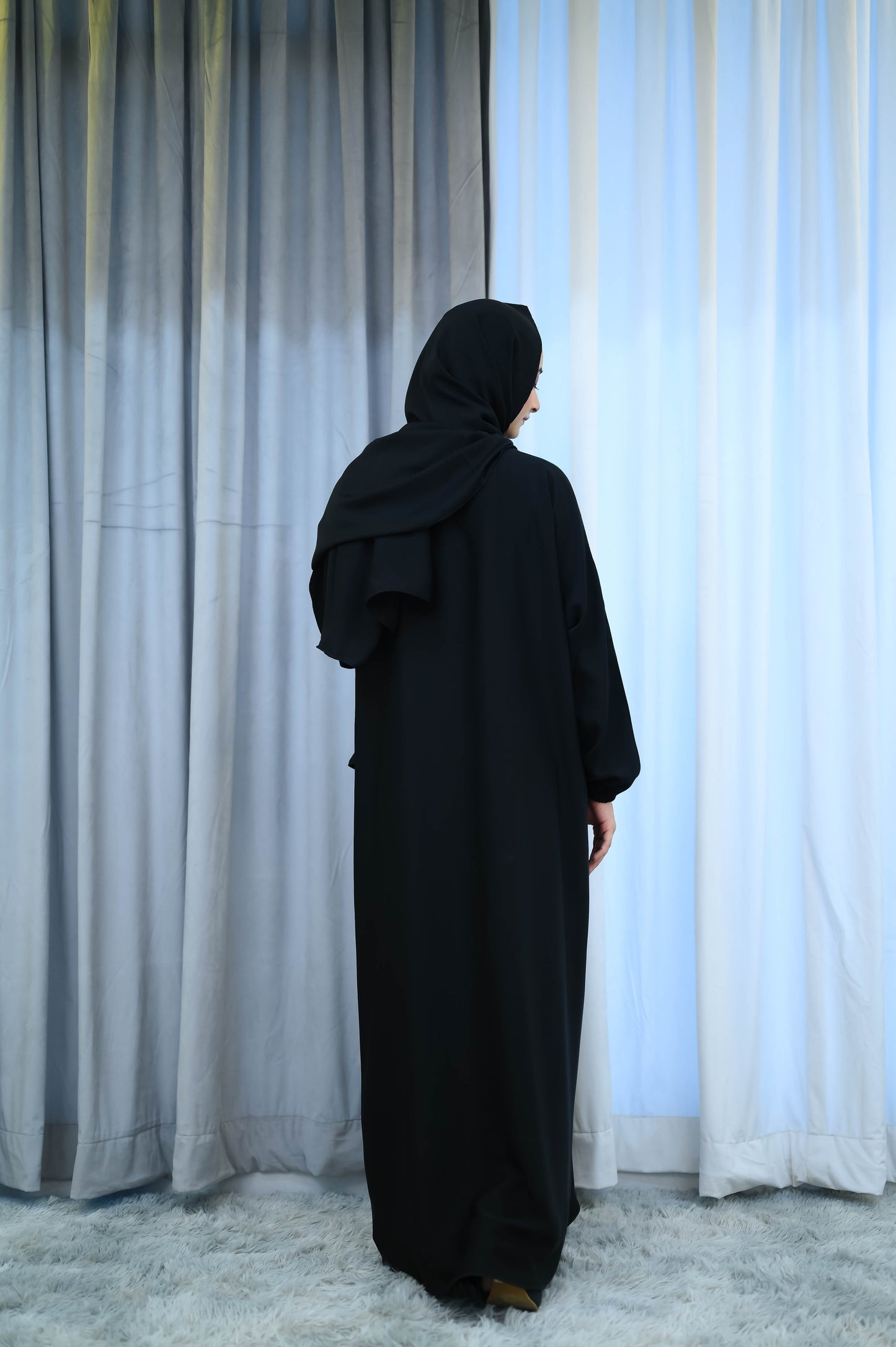 The Midnight Noir Minimalist Abaya