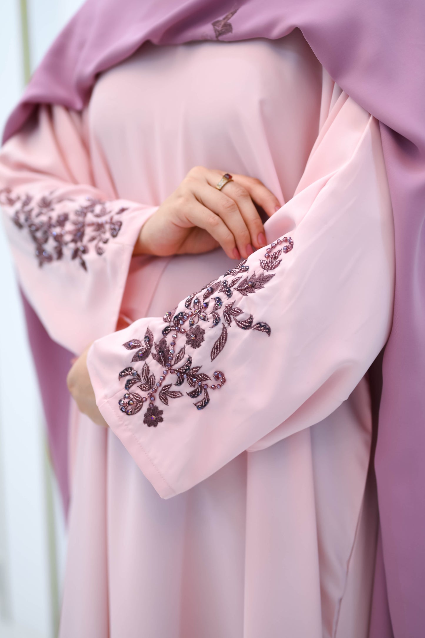 The Dusty Rose Cape Abaya – Layered Floral Embroidery Set